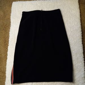 Contemporary black skirt